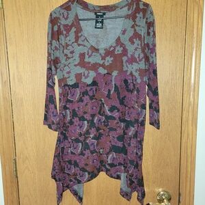 Premise XL Asymetrical Bottom Quarter Sleeve